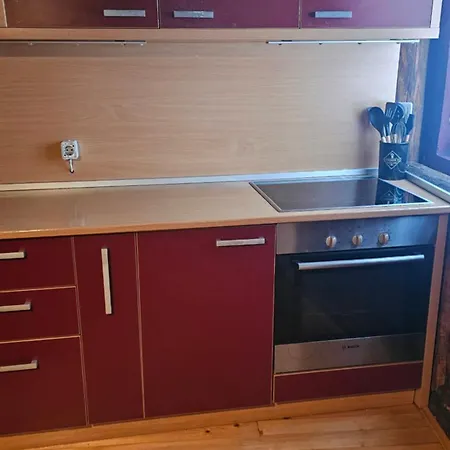 Sa Parkingom טרביניה