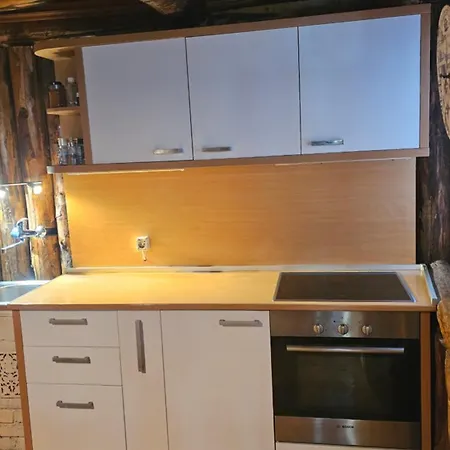 Sa Parkingom דירה